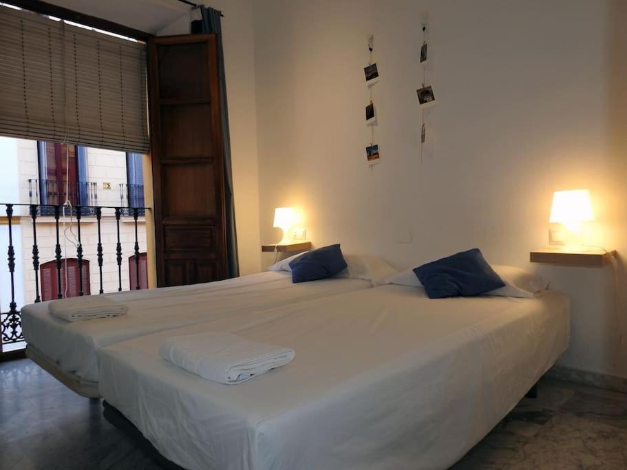 Apartamento En Sevilla Centro Con Vistas A La Plaza Alameda De Hercules - Hasta 6 Personas 外观 照片